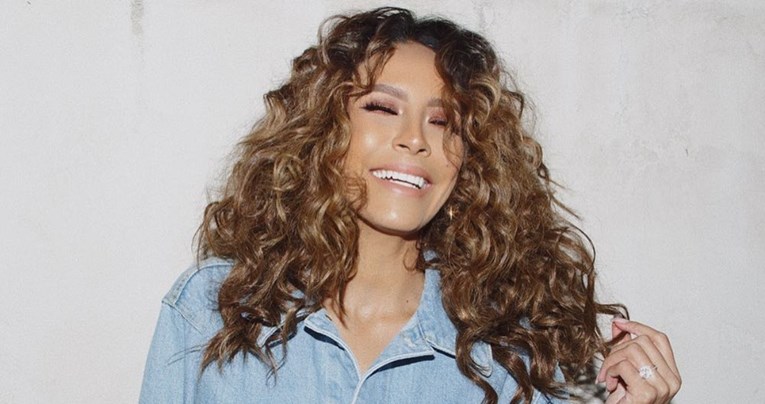 Ovu potpuno besplatnu metodu za savršene kovrče odmah ćete poželjeti isprobati